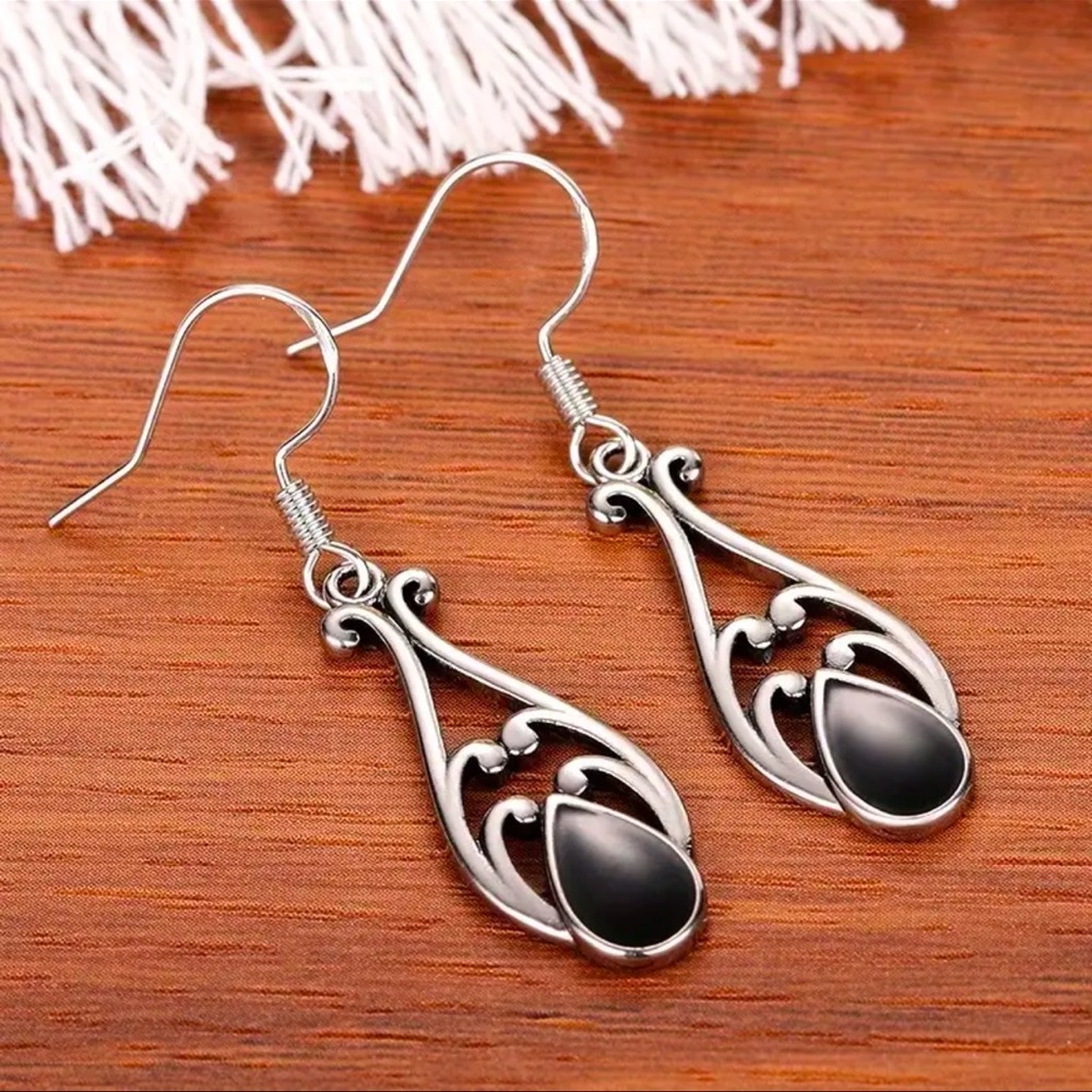 NWOT - Stylish Silver and Black Teardrop Earrings - Picture 2 of 5